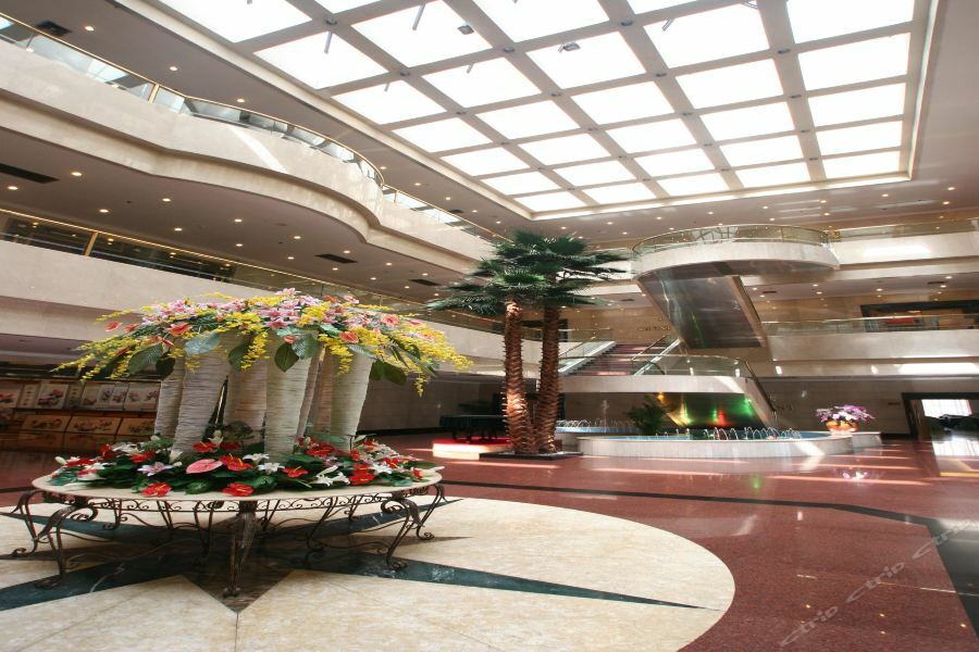 Luoyang Grand Hotel Buitenkant foto